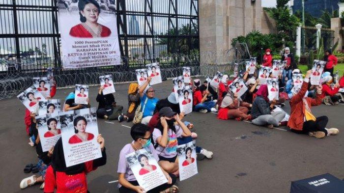 Ribuan Personel Gabungan Amankan Demo di DPR hingga Patung Kuda Hari ini